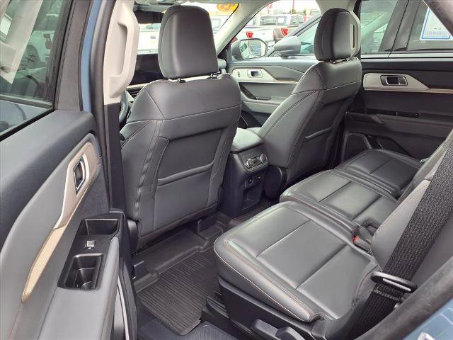 Certified 2025 Ford Explorer Active w/ Active Comfort Package image 19