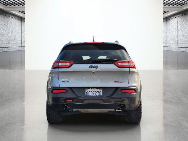 Used 2018 Jeep Cherokee Trailhawk w/ Comfort/Convenience Group AWD/4WD image 7