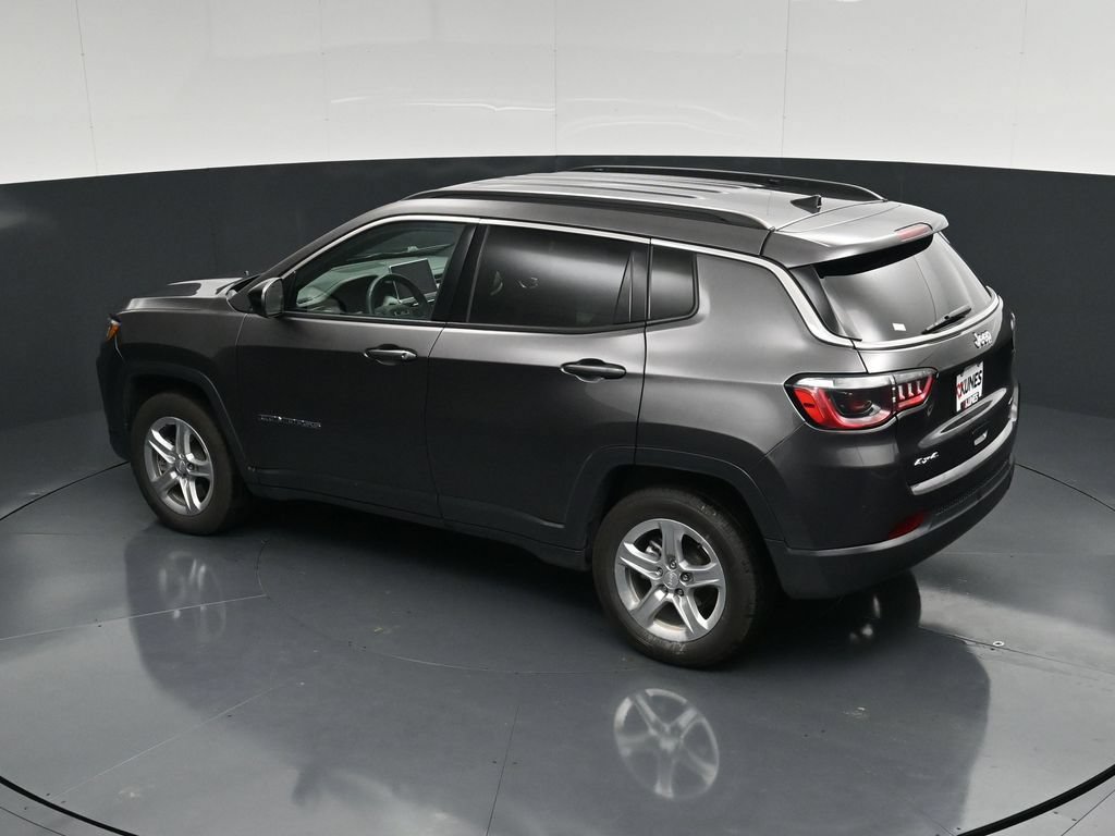 Used 2024 Jeep Compass Latitude AWD/4WD image 50
