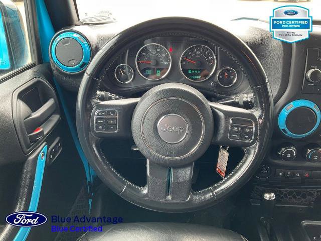 Used 2017 Jeep Wrangler Unlimited Sahara w/ Connectivity Group AWD/4WD image 7