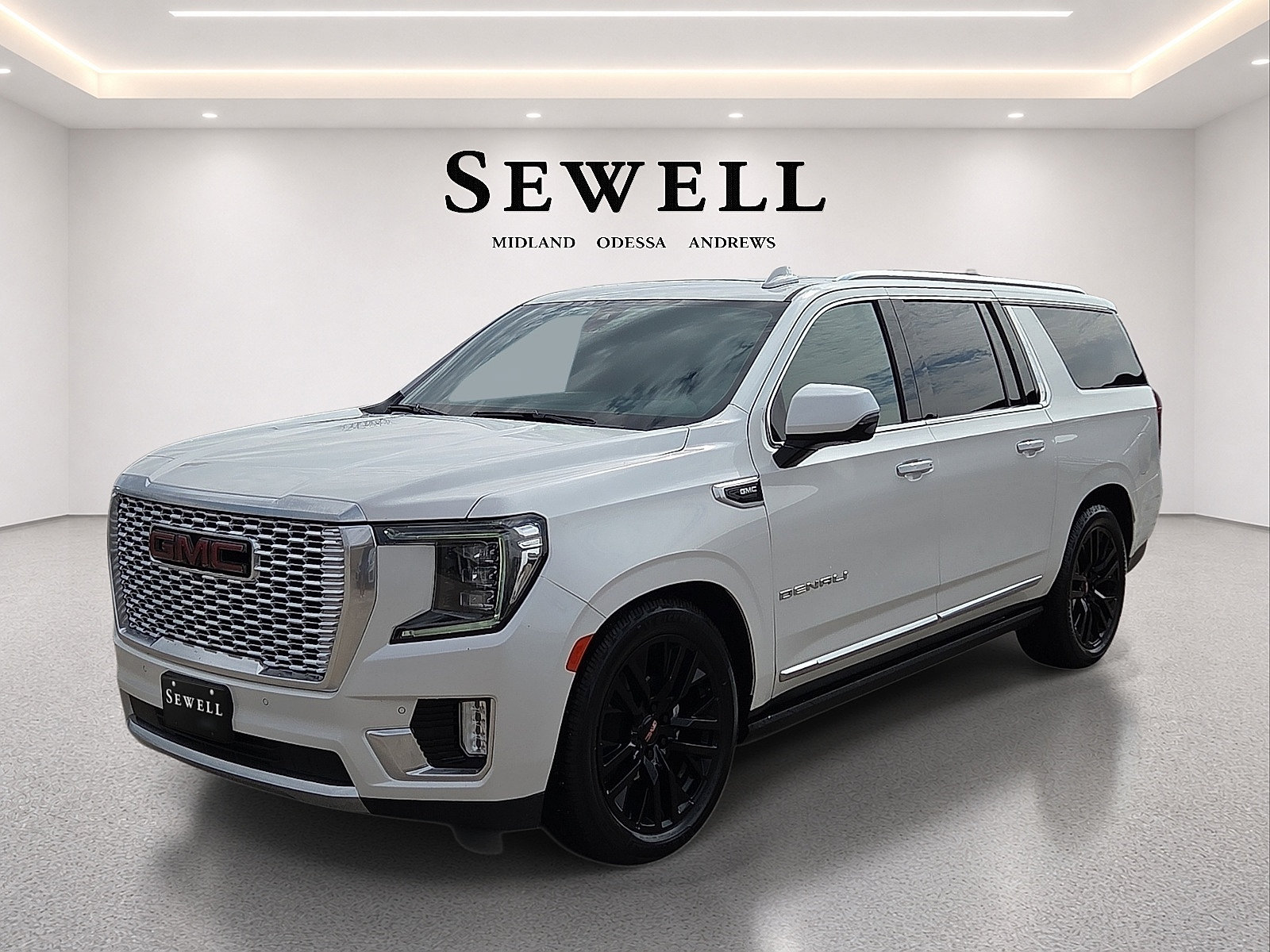 Used 2022 GMC Yukon XL Denali w/ Denali Ultimate Package
