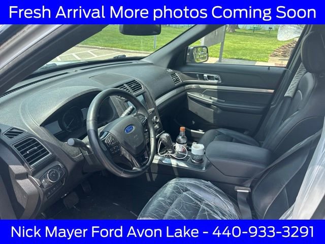 Certified 2018 Ford Explorer XLT w/ Equipment Group 202A AWD/4WD image 10