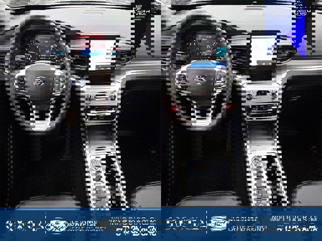 Certified 2023 Ford Explorer XLT w/ Equipment Group 202A image 12