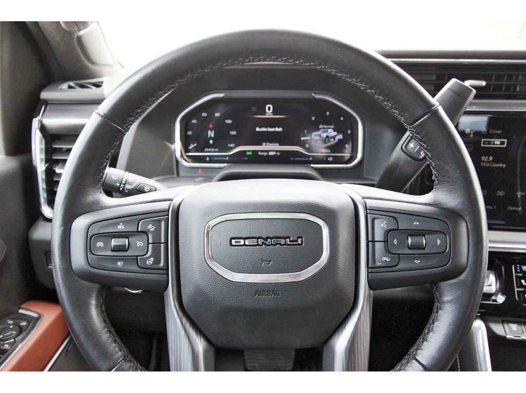 Used 2025 GMC Sierra 2500 Denali Ultimate w/ Max Trailering Package AWD/4WD image 16