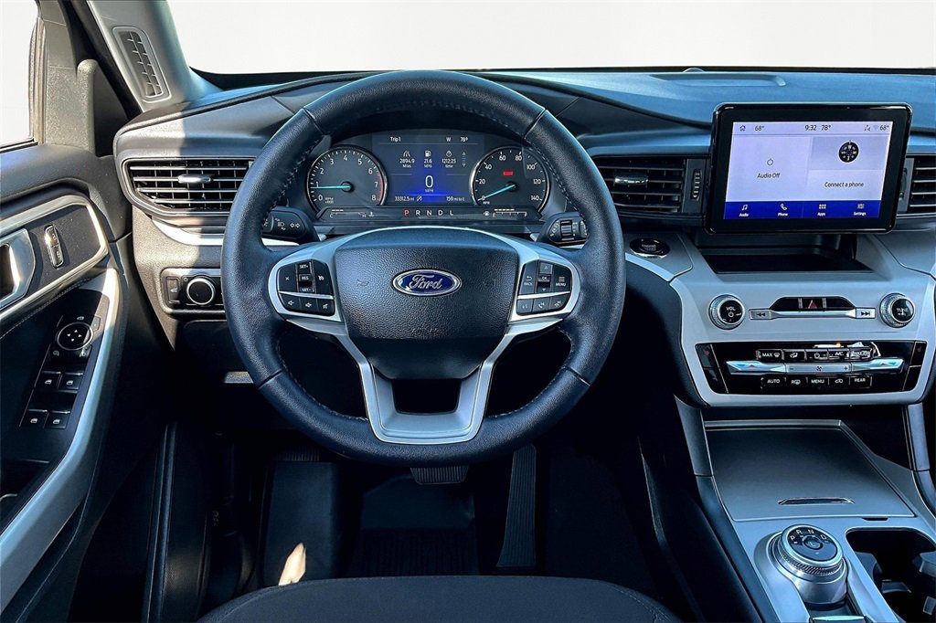 Certified 2023 Ford Explorer XLT image 7