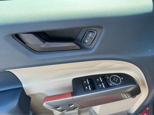 Certified 2025 Ford Maverick Lariat AWD/4WD image 14