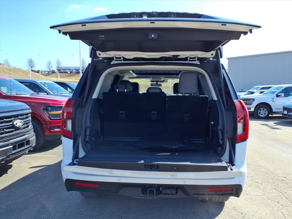 Certified 2025 Ford Expedition Active image 11