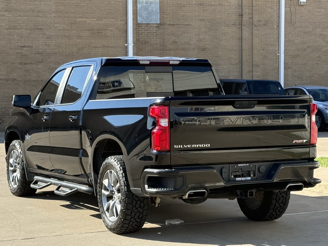 Used 2022 Chevrolet Silverado 1500 RST w/ Texas Edition Plus AWD/4WD image 5