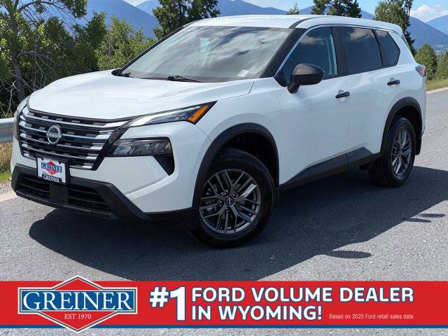 Used 2025 Nissan Rogue S AWD/4WD image 1