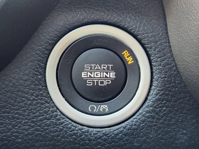 Used 2019 RAM 1500 Laramie image 19