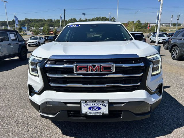 Used 2026 GMC Terrain Elevation FWD image 12
