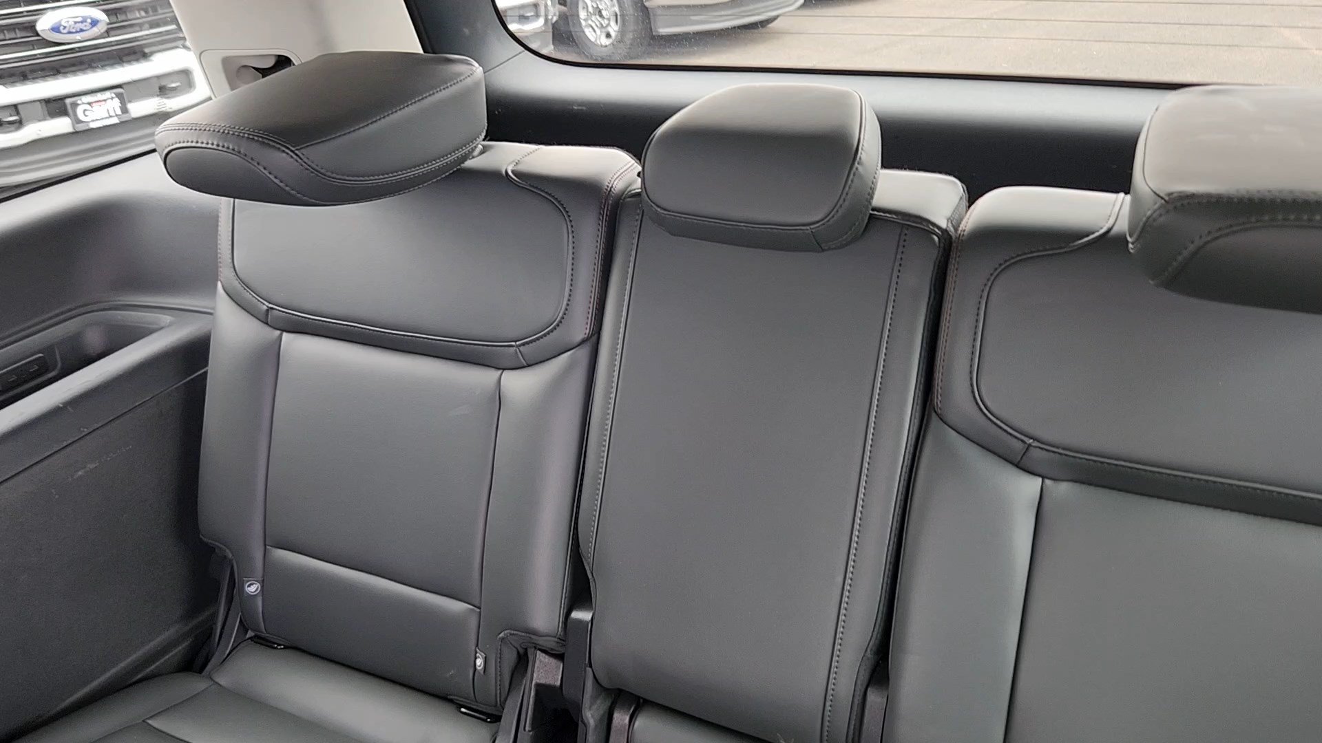 Certified 2025 Ford Expedition Active AWD/4WD image 19