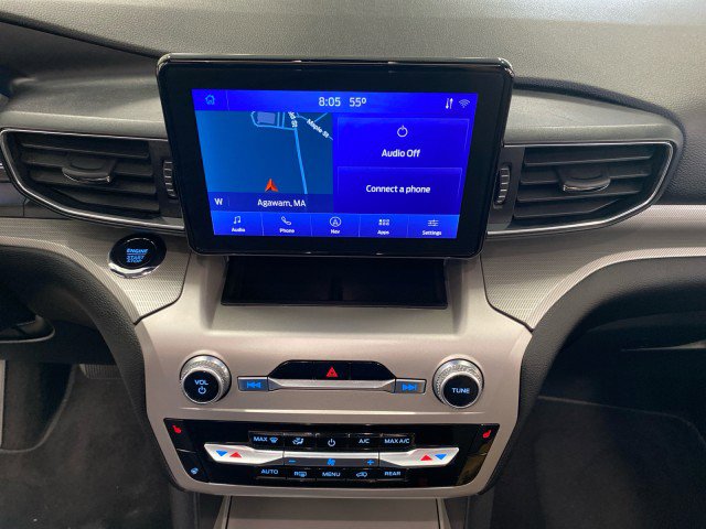 Certified 2022 Ford Explorer XLT w/ Equipment Group 202A image 24