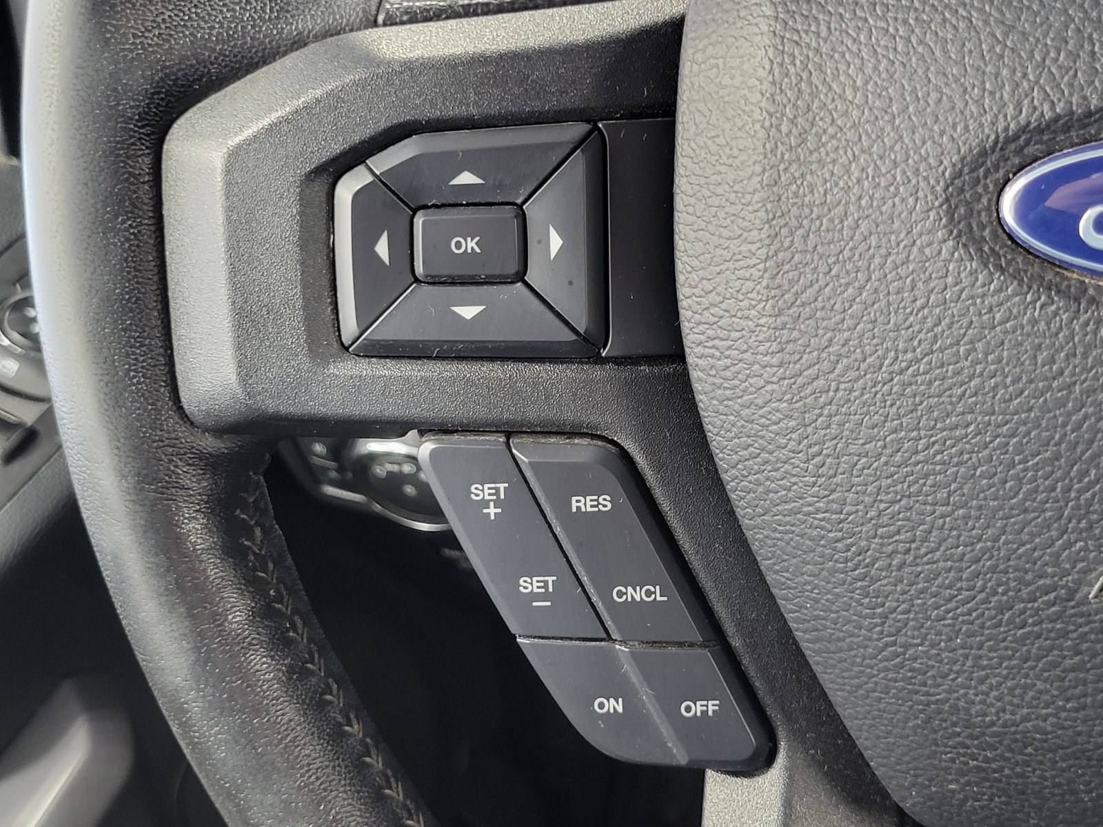 Certified 2019 Ford F150 XLT w/ Equipment Group 302A Luxury AWD/4WD image 15