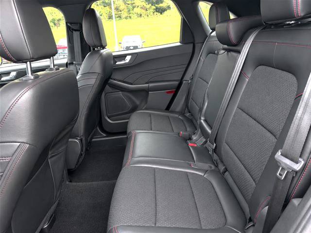 Certified 2025 Ford Escape ST-Line AWD/4WD image 25