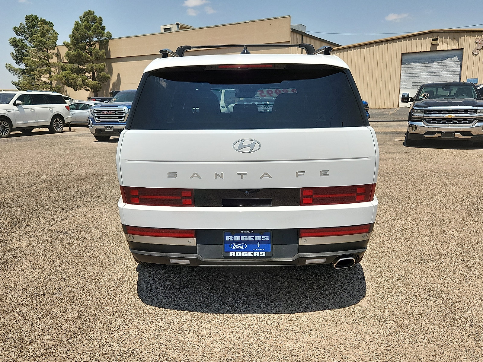 Used 2026 Hyundai Santa Fe Limited FWD image 6