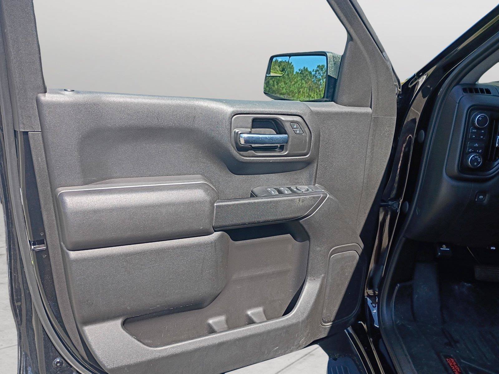 Used 2022 Chevrolet Silverado 1500 Custom Trail Boss AWD/4WD image 9