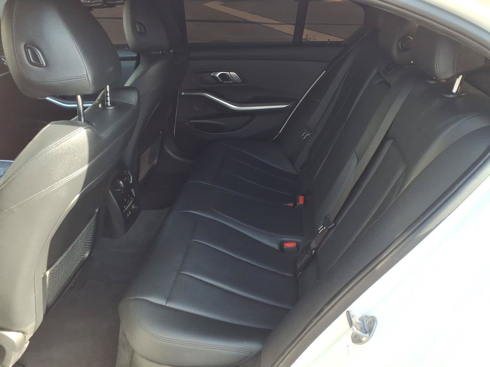Used 2019 BMW 330i Sedan w/ Driving Assistance Package RWD image 15