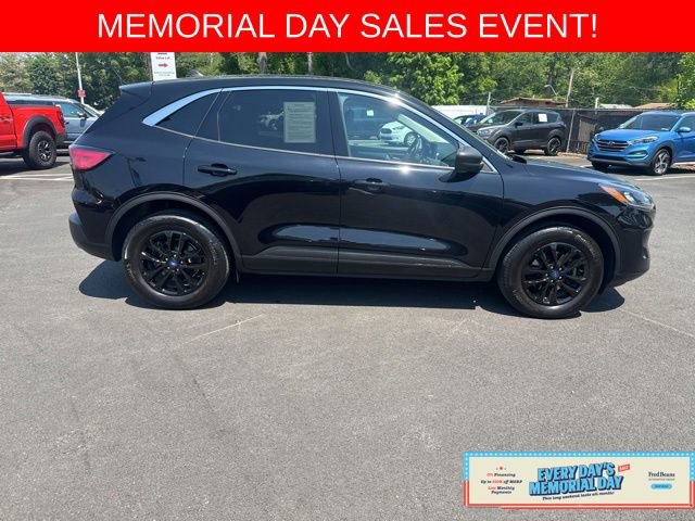 Certified 2022 Ford Escape SE w/ Convenience Package AWD/4WD image 9