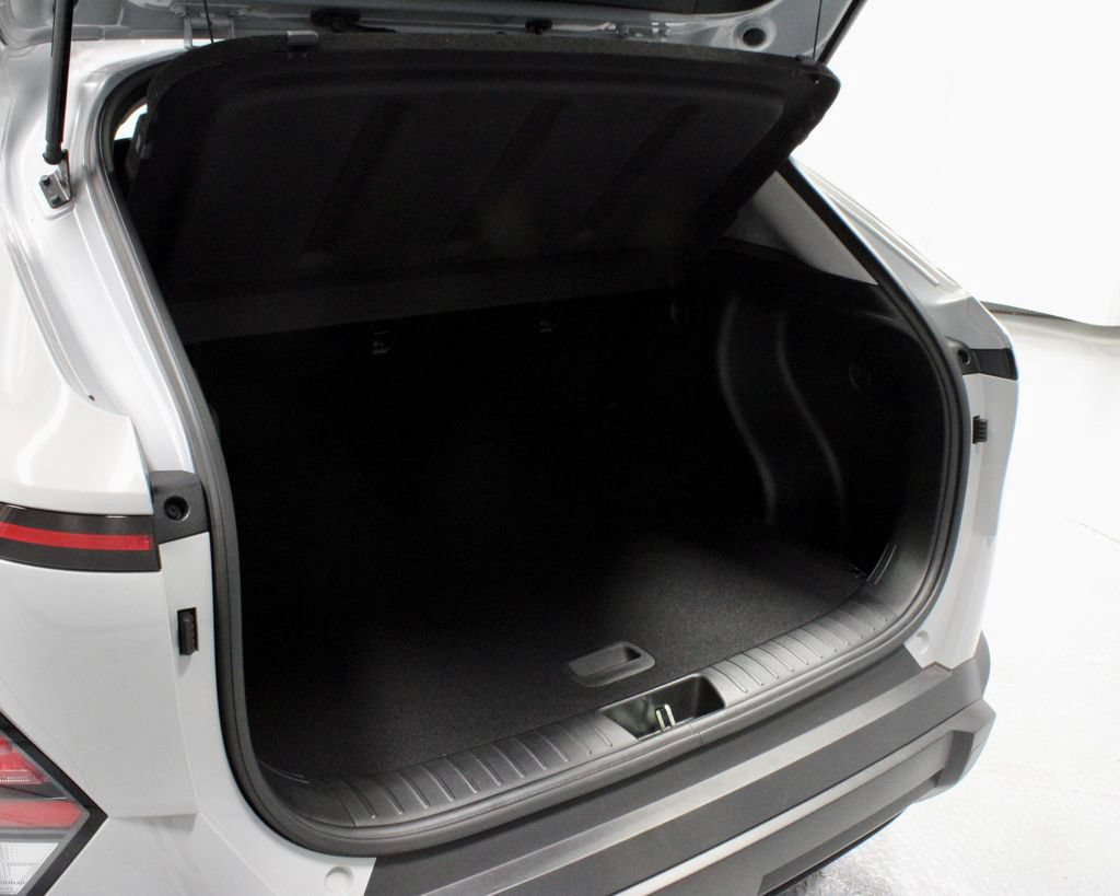 Used 2024 Hyundai Kona SEL AWD/4WD image 12