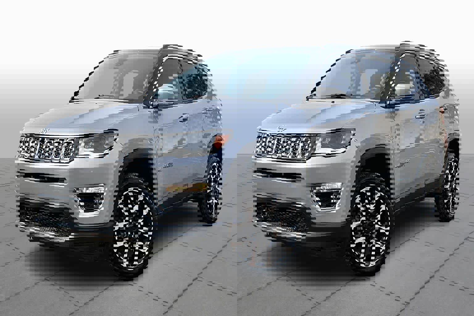 Used 2017 Jeep Compass Limited image 6