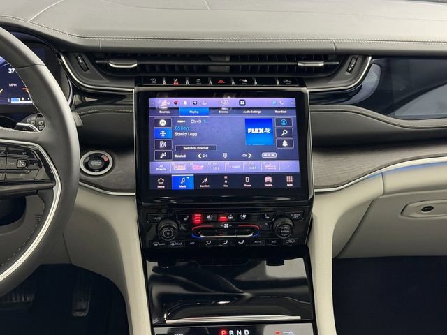 Used 2023 Jeep Grand Cherokee L Overland w/ Rear Seat Video Group I image 22