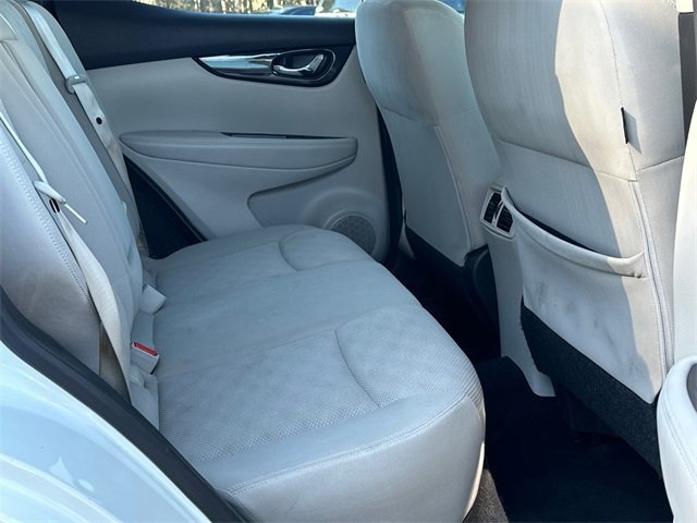 Used 2018 Nissan Rogue Sport SV image 15