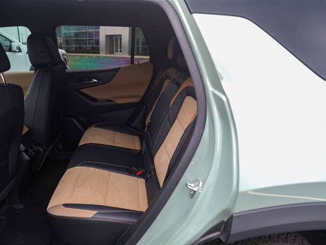 Used 2025 Chevrolet Equinox ACTIV FWD image 13