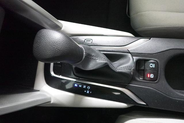 Used 2024 Toyota Corolla Cross L image 19