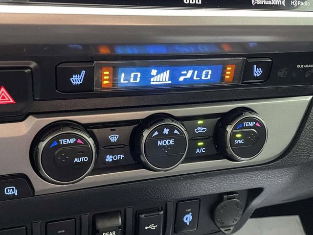 Used 2020 Toyota Tacoma Limited image 27