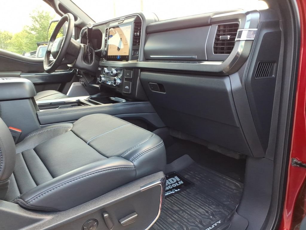 Certified 2025 Ford F350 Platinum AWD/4WD image 7