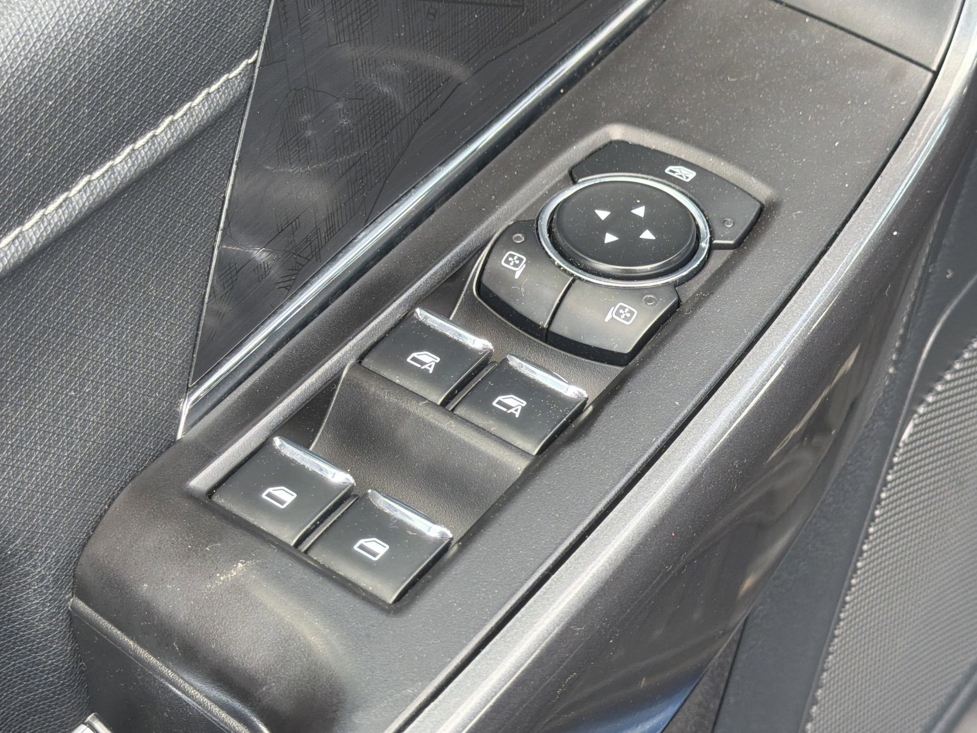 Certified 2023 Ford F150 XLT w/ Equipment Group 302A High image 33