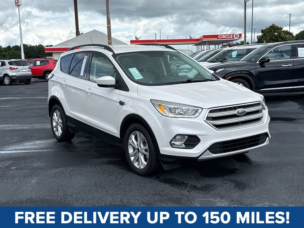 Certified 2017 Ford Escape SE w/ Equipment Group 201A
