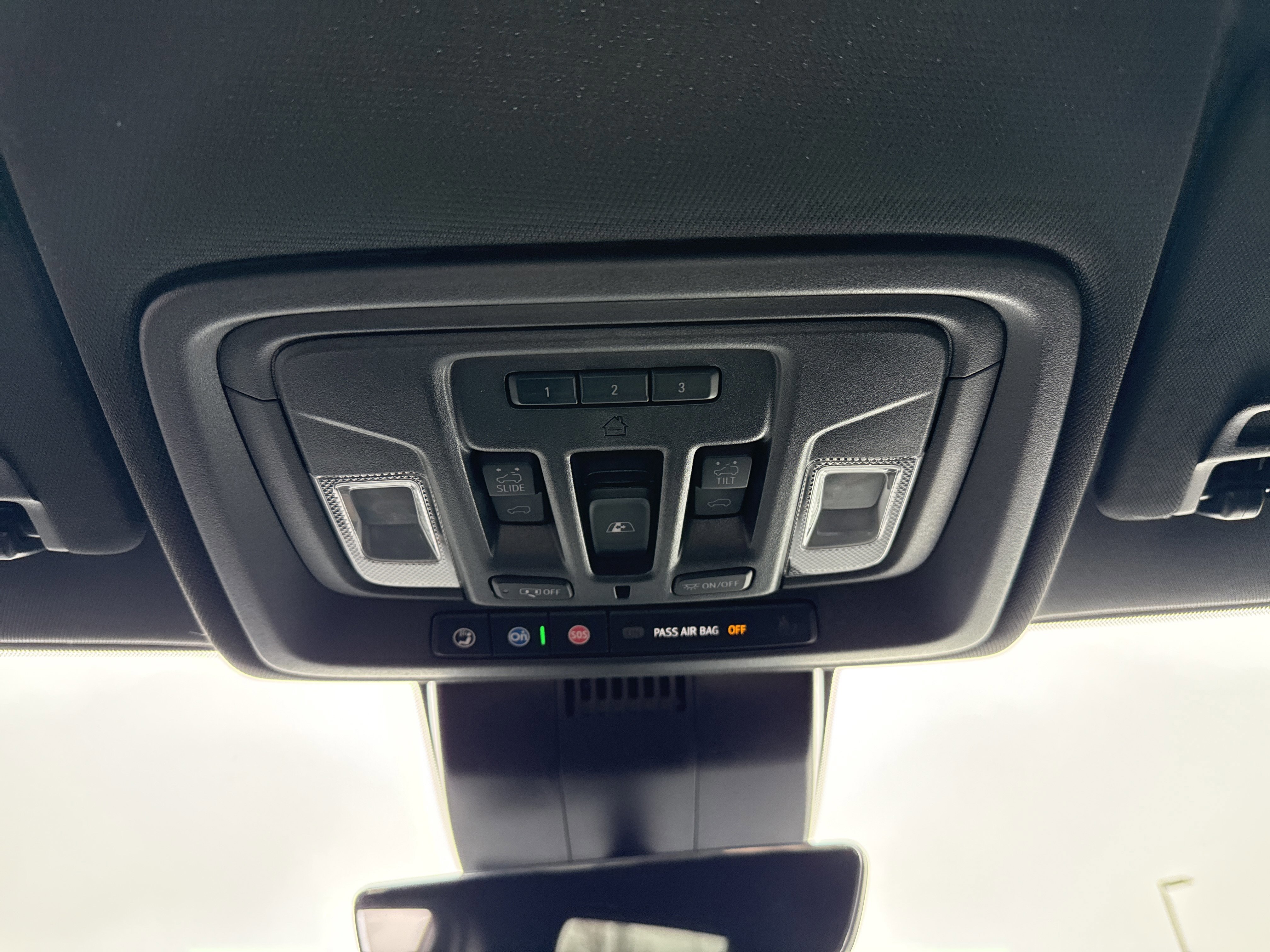 Used 2024 GMC Sierra 1500 AT4 w/ Technology Package image 31