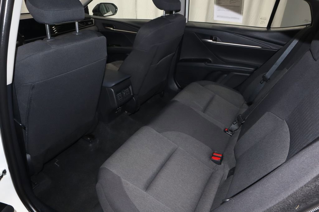 Used 2025 Toyota Camry LE FWD image 21