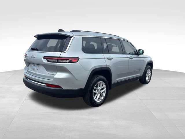 Used 2023 Jeep Grand Cherokee L Laredo image 4