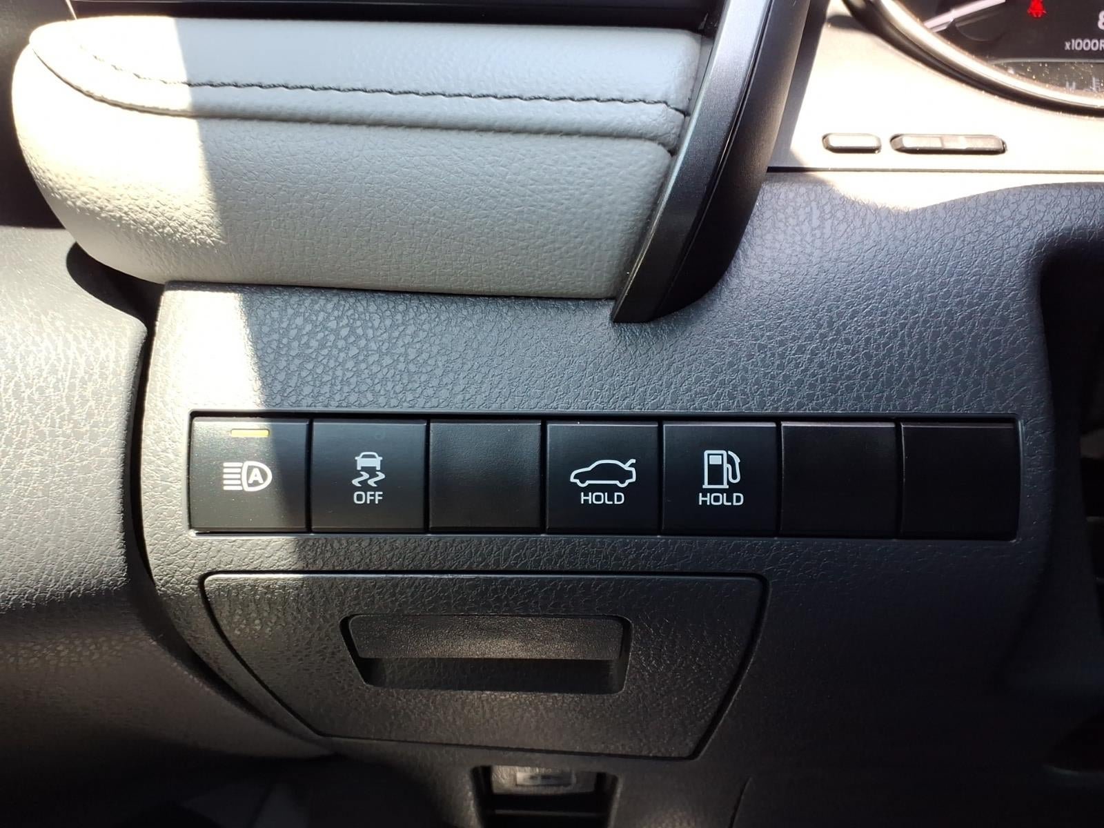 Used 2024 Toyota Camry SE w/ Audio Upgrade Package FWD image 27