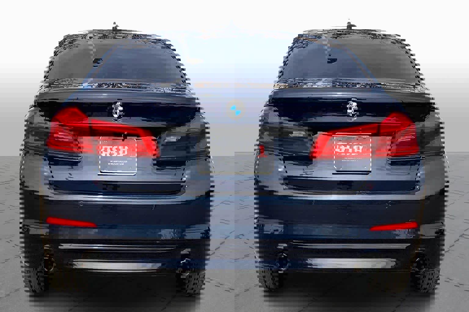 Used 2018 BMW 530i image 5