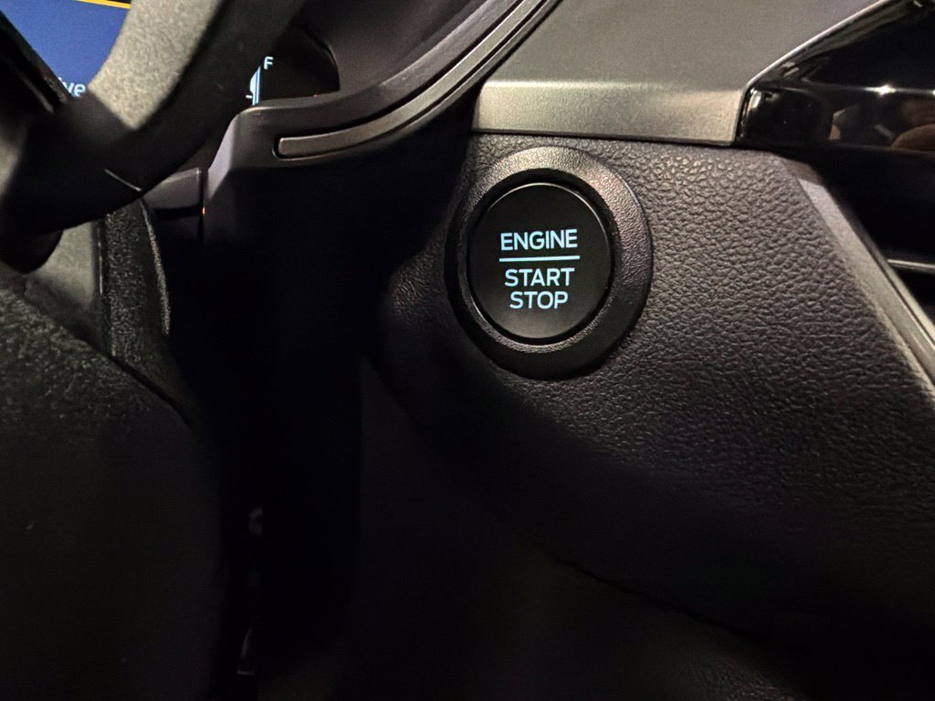 Certified 2023 Ford Escape Active AWD/4WD image 17