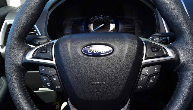 Certified 2023 Ford Edge SEL w/ Convenience Package AWD/4WD image 18