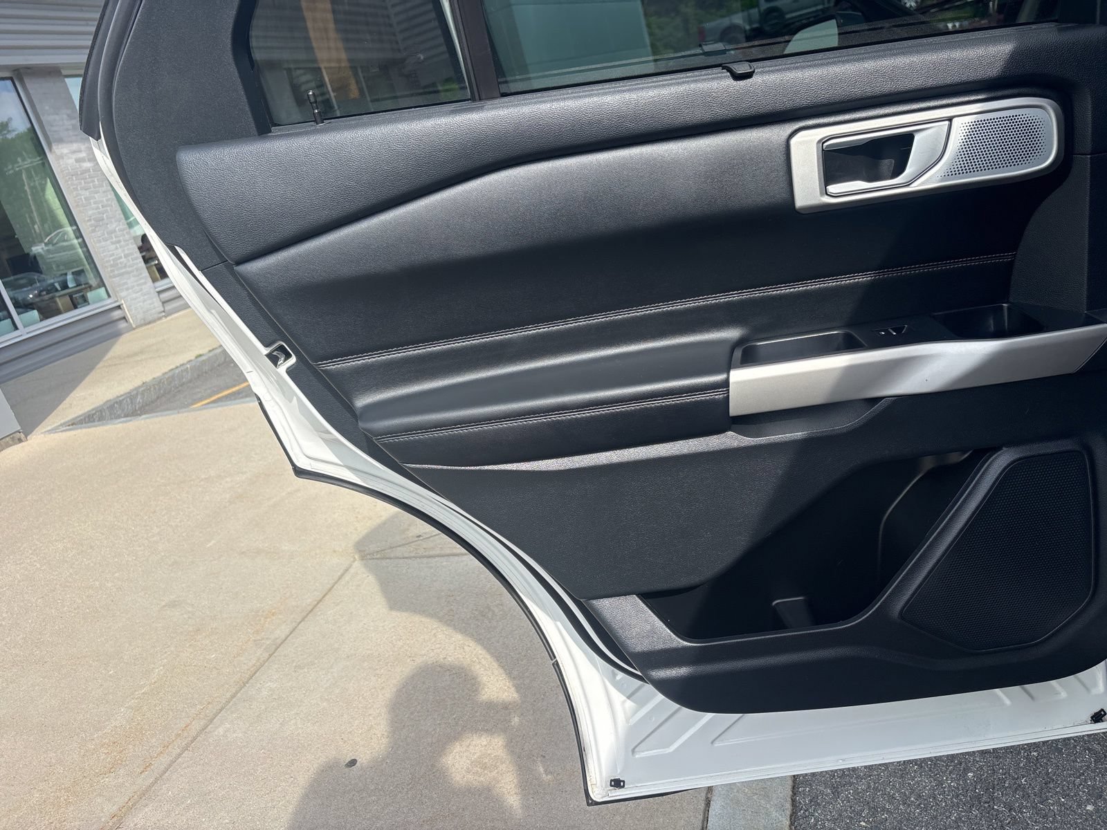 Certified 2023 Ford Explorer Limited w/ Limited Technology Package AWD/4WD image 54