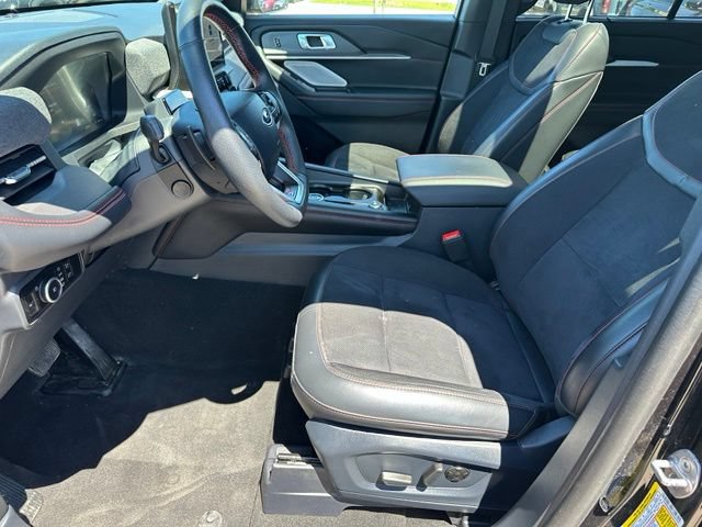 Certified 2025 Ford Explorer ST AWD/4WD image 23