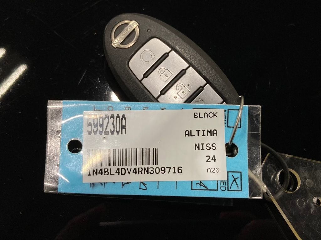 Used 2024 Nissan Altima 2.5 SV w/ SV Premium Package image 33