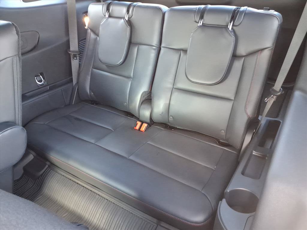 Certified 2025 Ford Explorer ST AWD/4WD image 7