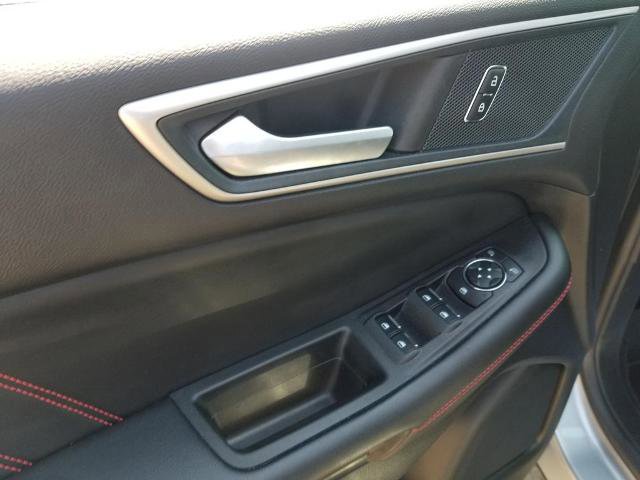 Certified 2023 Ford Edge ST-Line AWD/4WD image 11