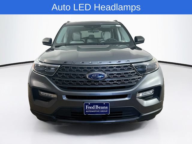 Certified 2021 Ford Explorer XLT w/ Equipment Group 202A AWD/4WD image 2