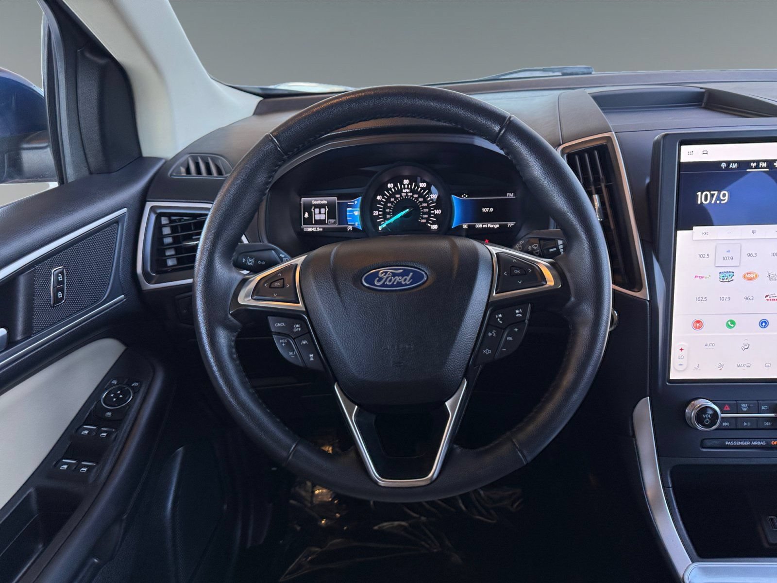 Certified 2023 Ford Edge SEL w/ Cargo Accessory Package AWD/4WD image 17