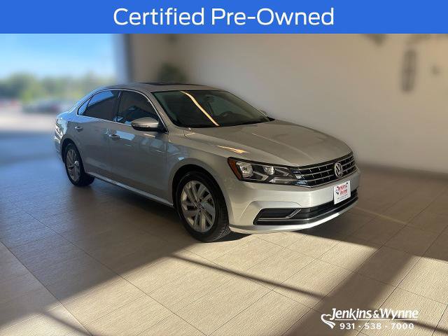 Used 2018 Volkswagen Passat 2.0T SE FWD image 1