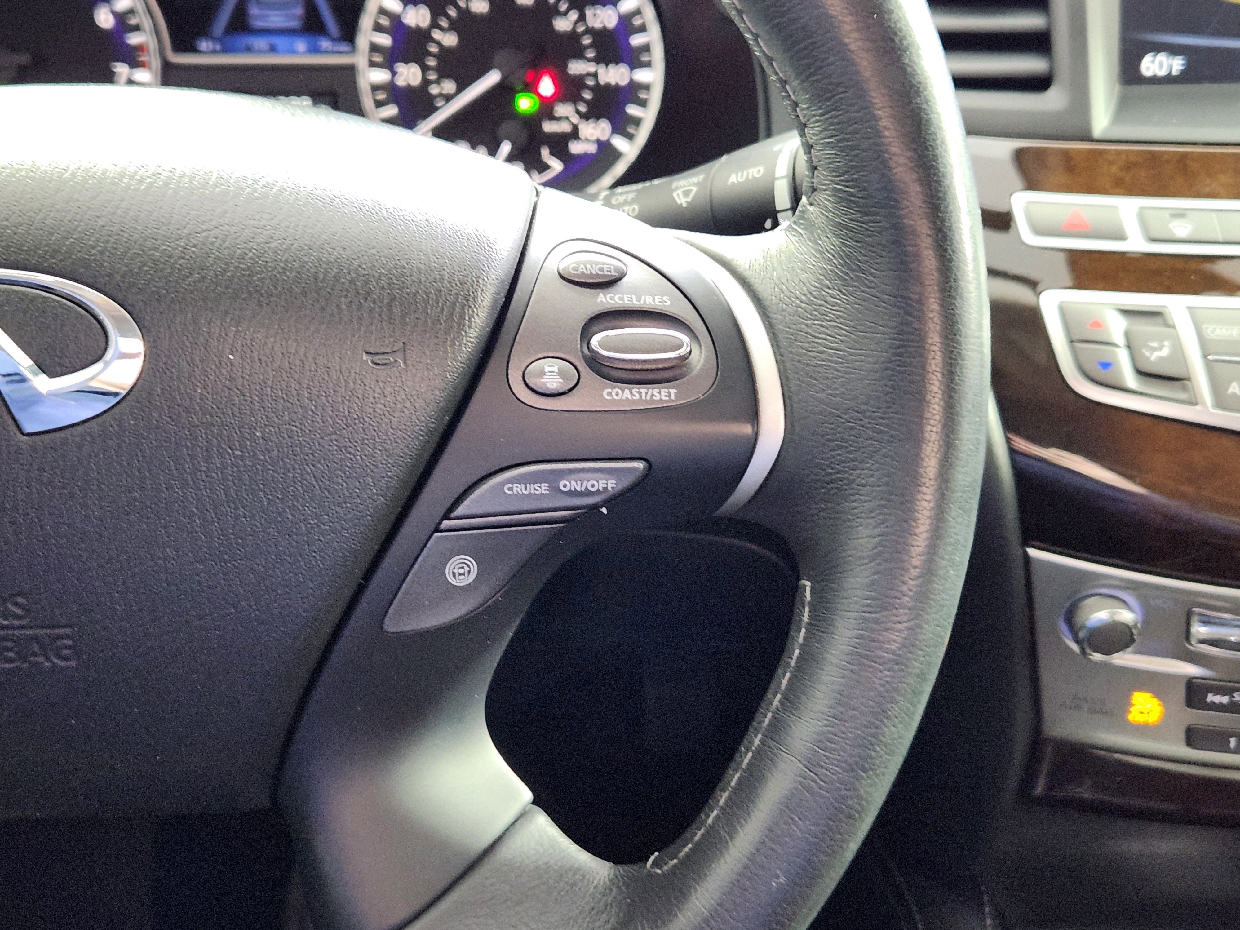 Used 2017 INFINITI QX60 Luxe w/ Deluxe Technology Package image 19