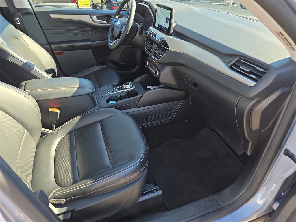 Certified 2022 Ford Escape SEL image 35